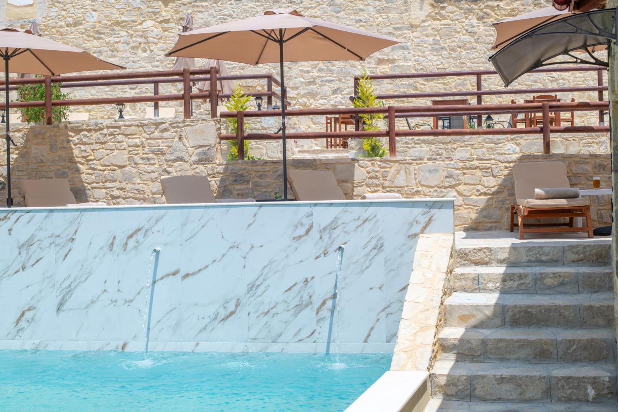 Draganigo Luxury Stone Houses 40 Min From Matala Ano Moulia Exteriör bild