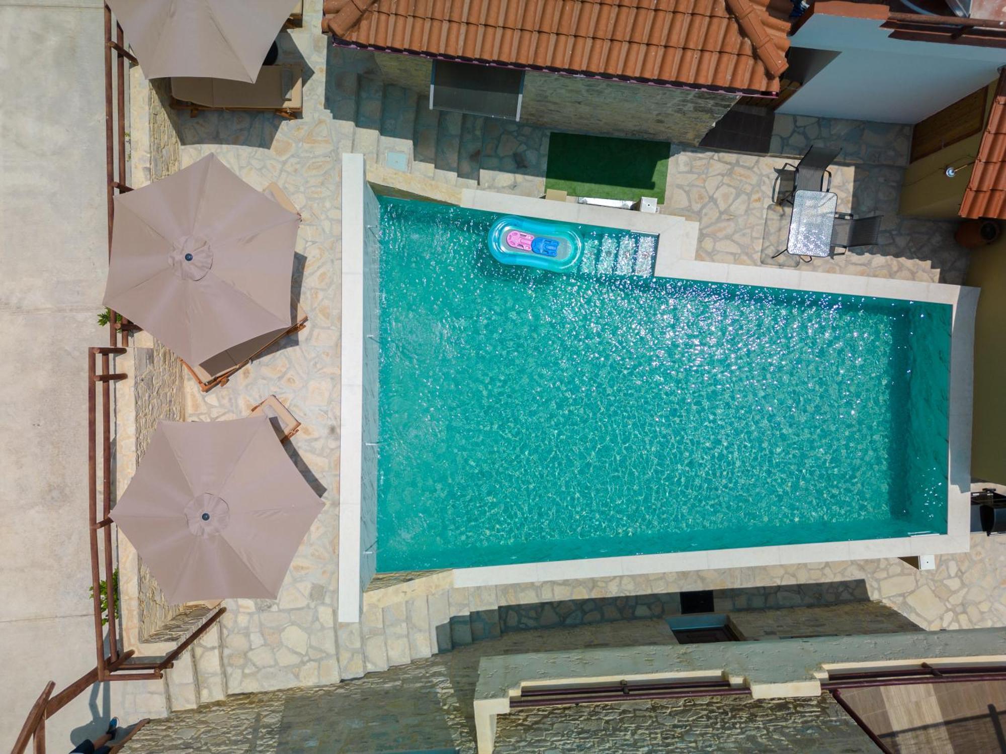 Draganigo Luxury Stone Houses 40 Min From Matala Ano Moulia Exteriör bild