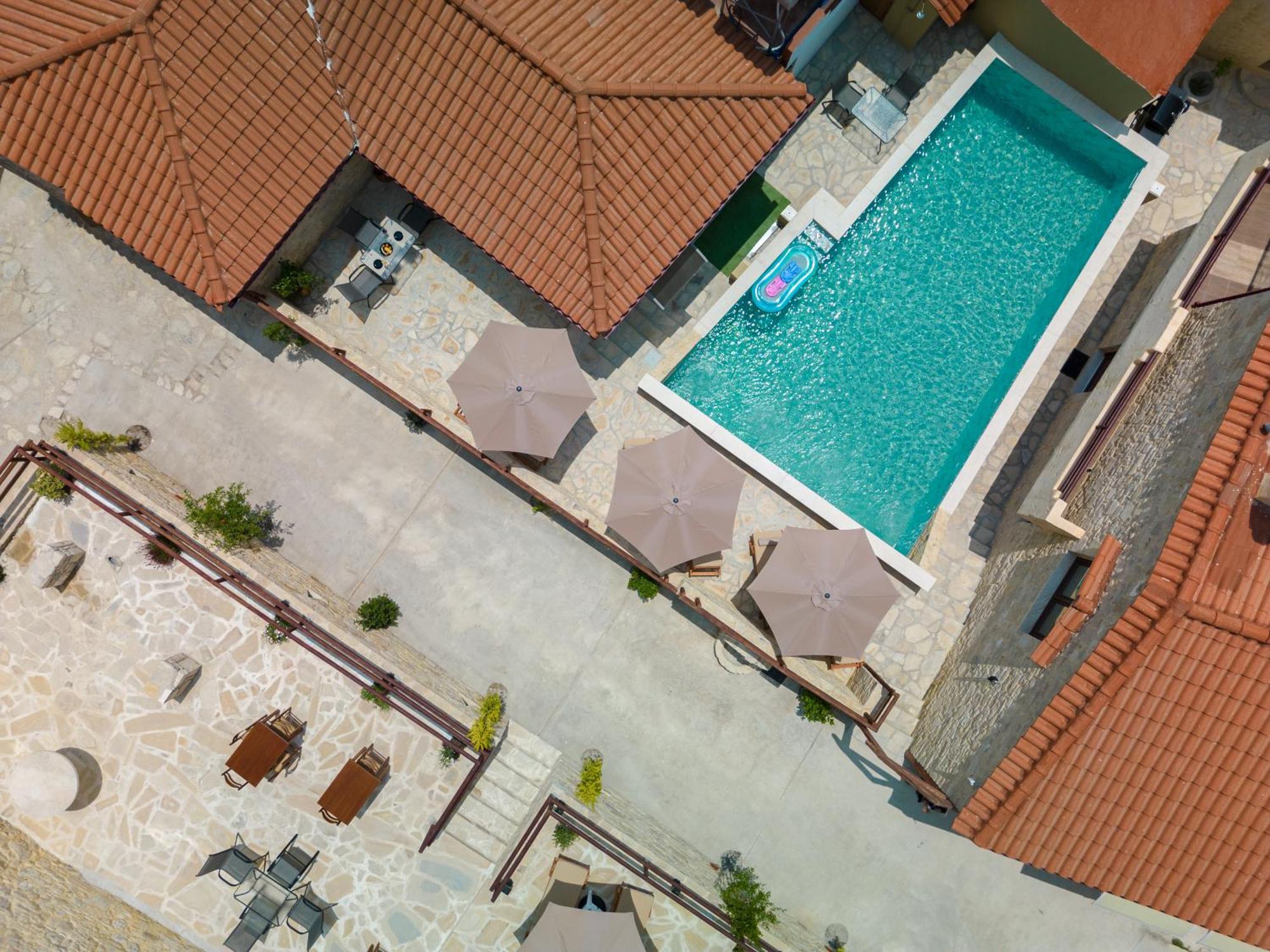 Draganigo Luxury Stone Houses 40 Min From Matala Ano Moulia Exteriör bild