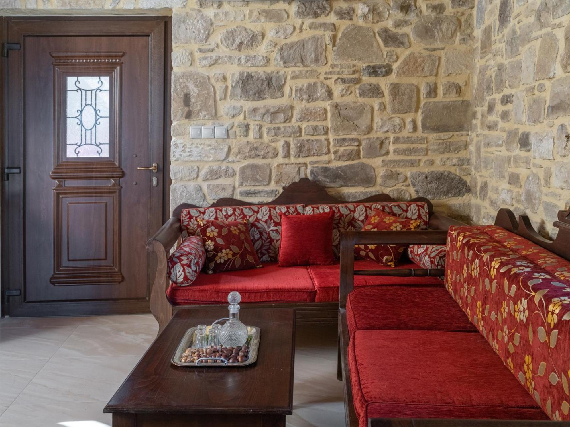 Draganigo Luxury Stone Houses 40 Min From Matala Ano Moulia Exteriör bild